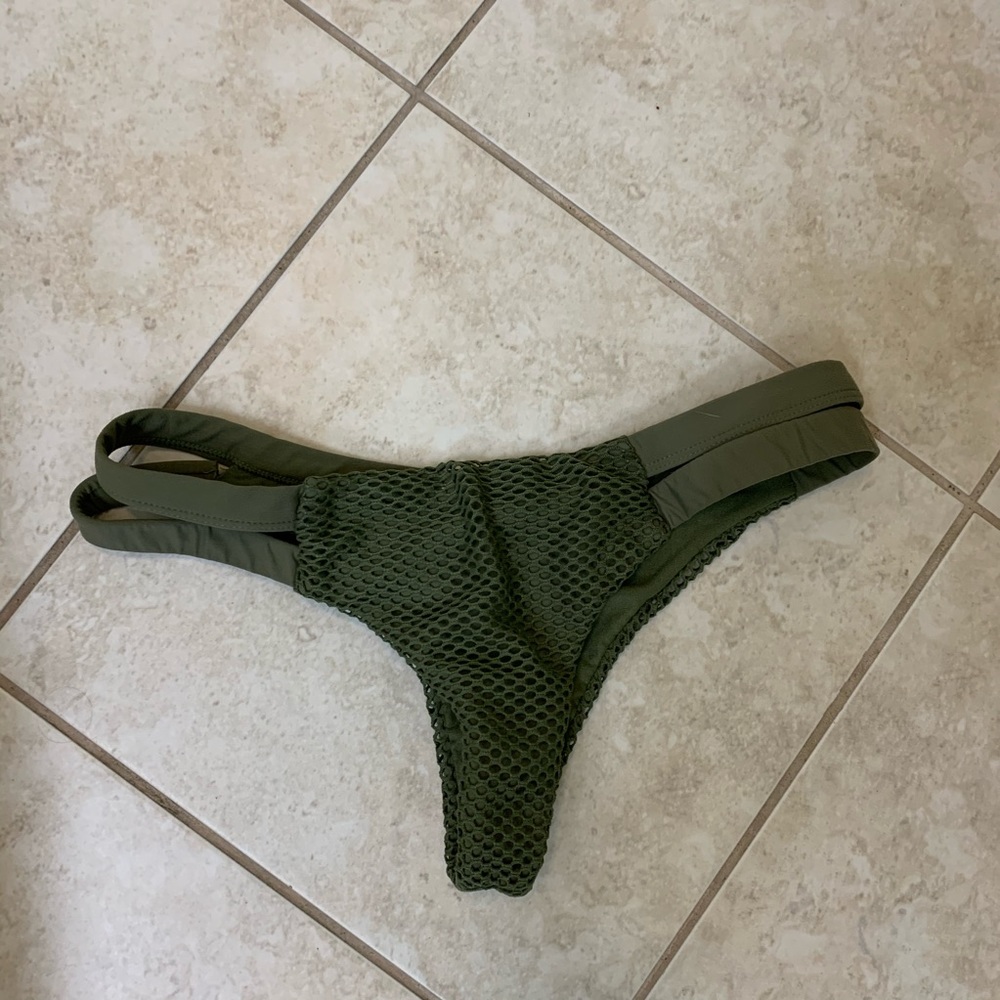 Billabong Bottoms